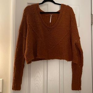 Cropped FP sweater